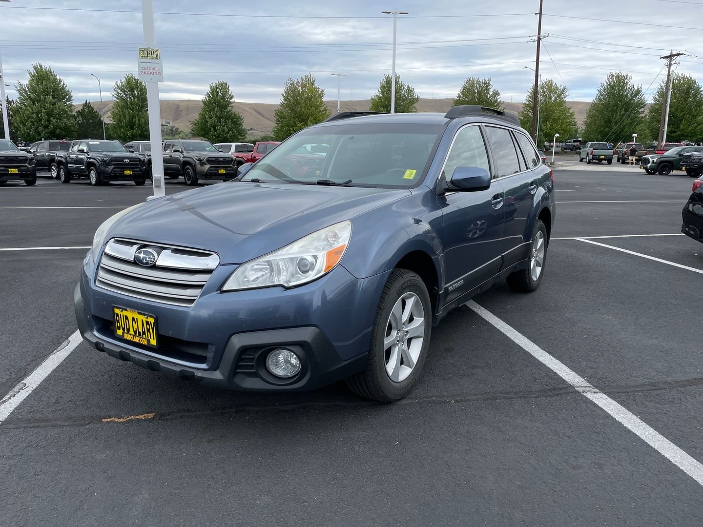 Used 2013 Blue Subaru 2.5i Premium image 7