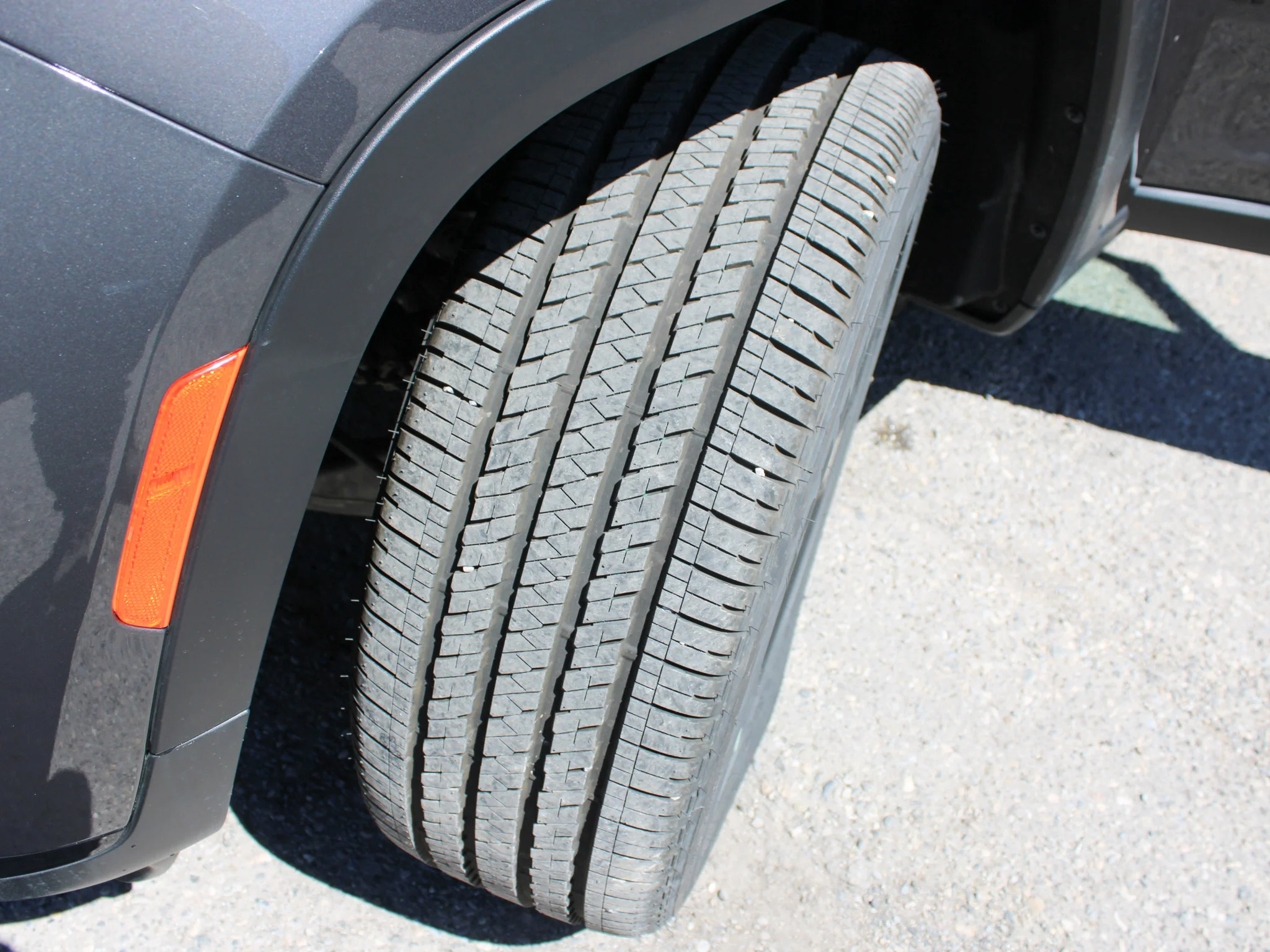New 2025 Grey Jeep Altitude* image 2