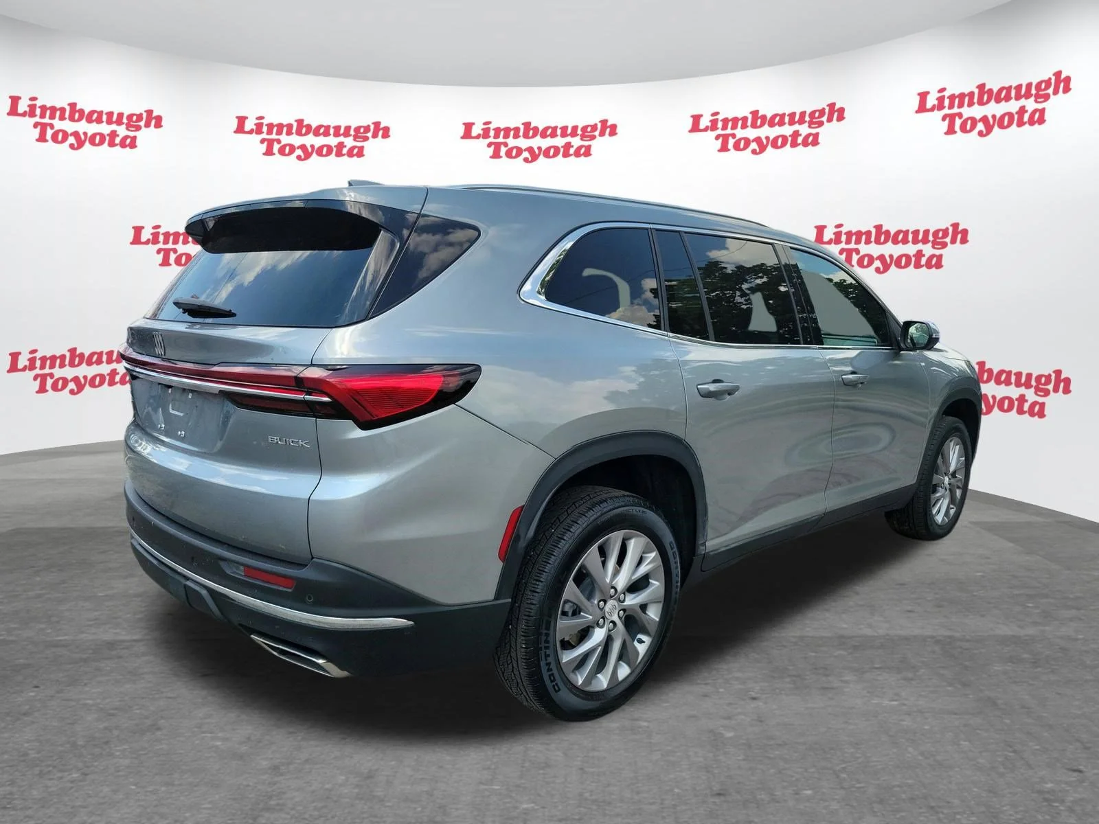 Used 2025 Moonstone Gray Metallic Buick Preferred image 22