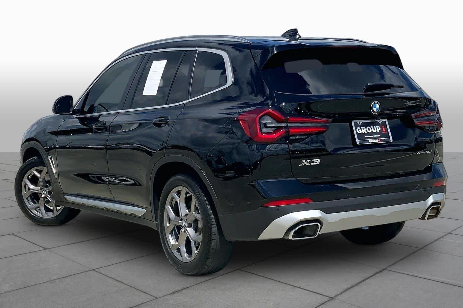Used 2024 Jet Black BMW xDrive30i image 11
