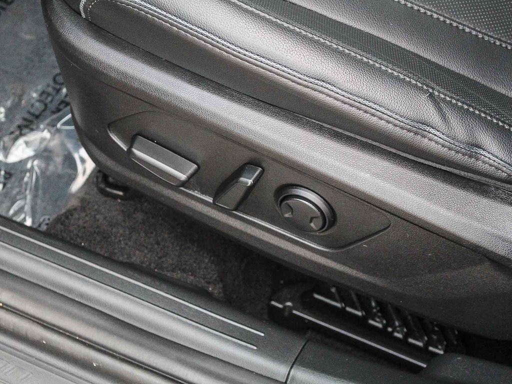 Used 2024 Black Hyundai Limited image 23