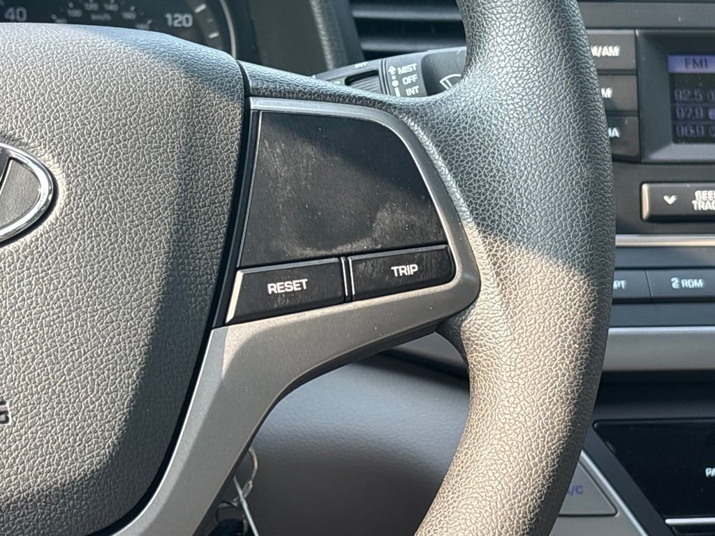 Used 2017 Blue Hyundai SE image 21