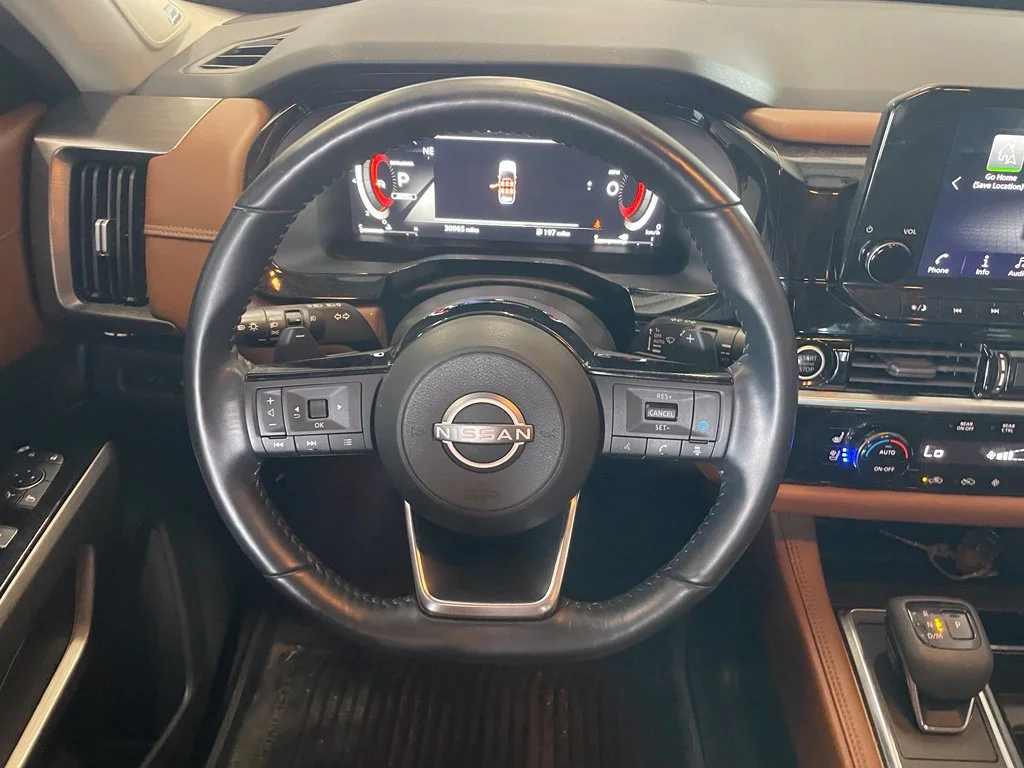 Used 2023 Red Nissan Platinum image 14