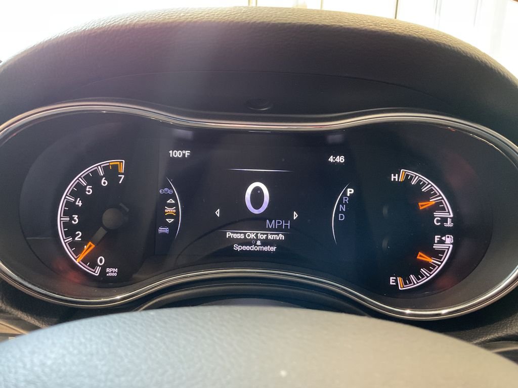 Used 2019 Gray Jeep Limited image 23