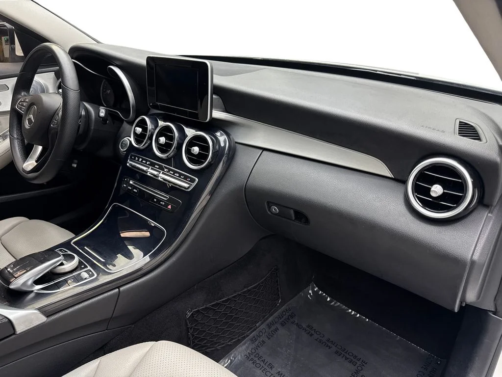 Used 2016  Mercedes-Benz C 300 image 50