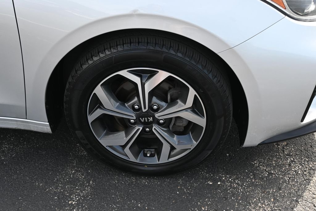 Certified Used 2019 Silky Silver Kia LXS image 16
