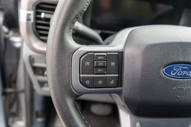 2025 Ford F-150 XLT - Photo 15