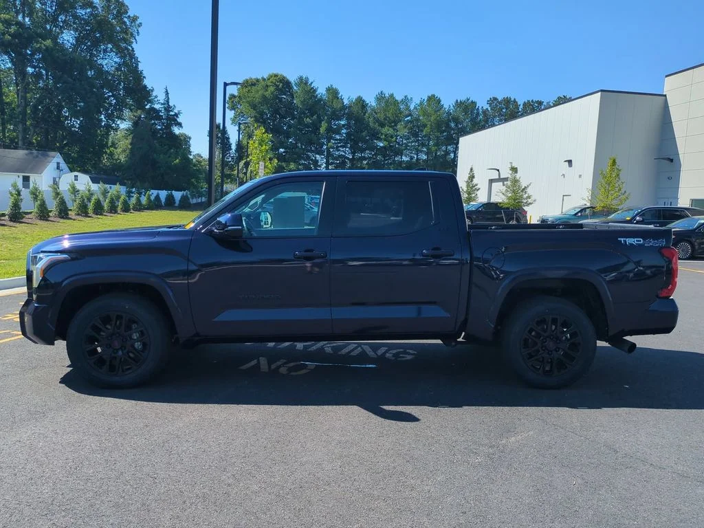 Used 2023 Blue Toyota SR5 image 7