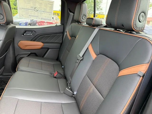 2026 GMC Canyon AT4 - Photo 21