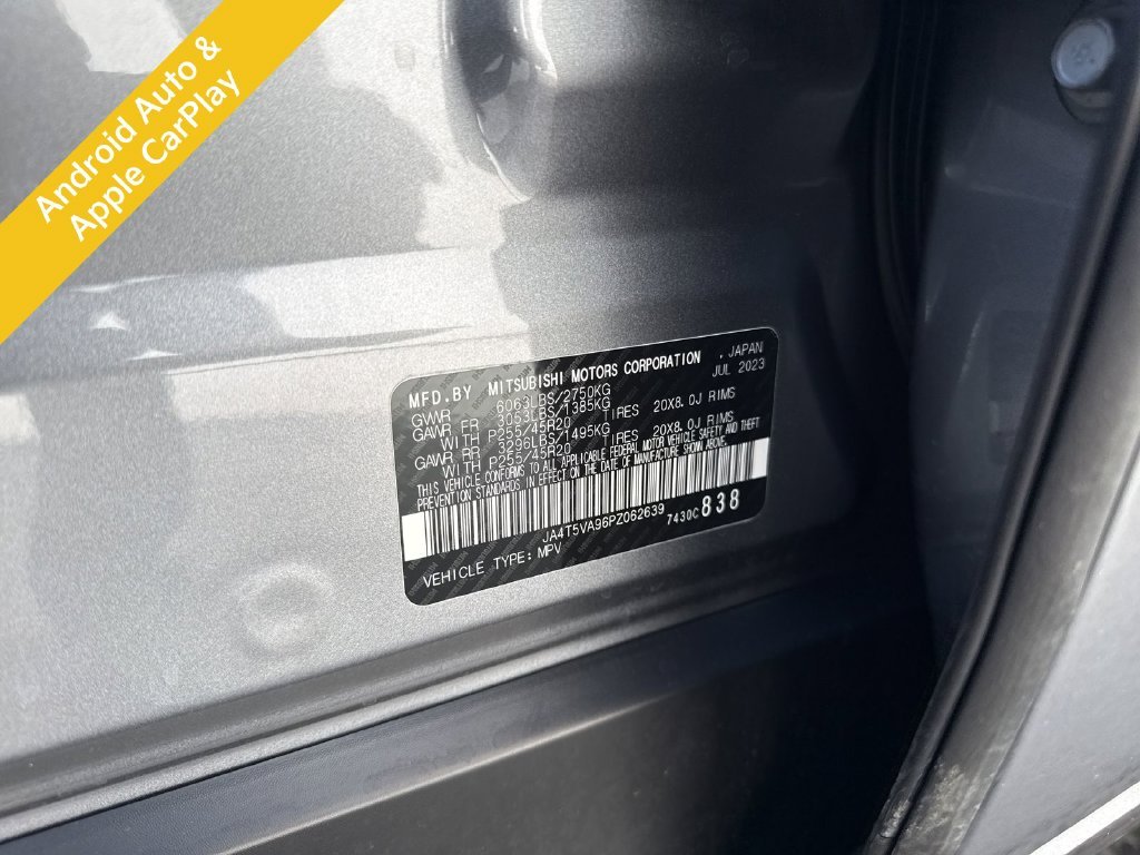 Used 2023  Mitsubishi SEL image 18