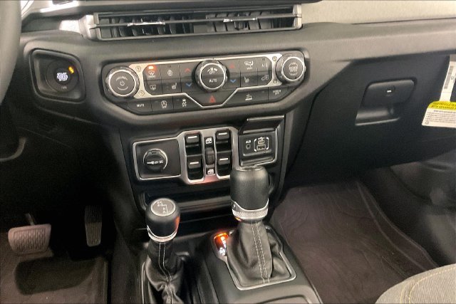 Used 2025 Gray Jeep Sport S image 8