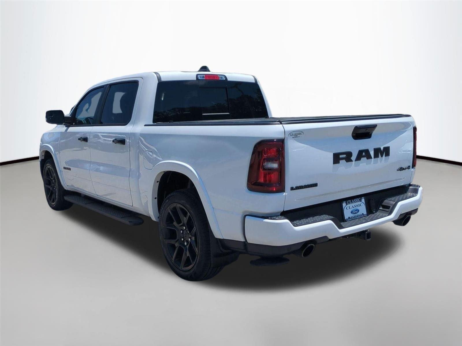 Used 2025 BRIGHT WHITE CLEARCOAT DODGE LARAM image 3
