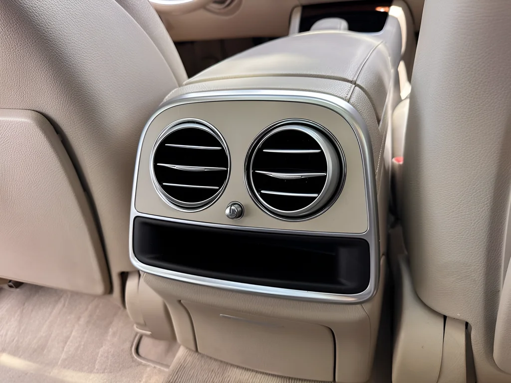 Used 2014 White Mercedes-Benz S 550 image 17