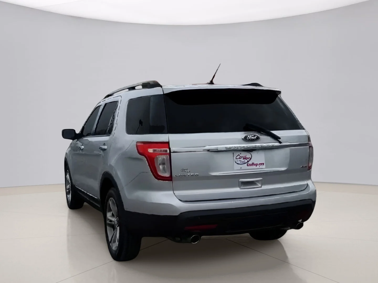 Used 2011 Silver Ford LIMITED image 7