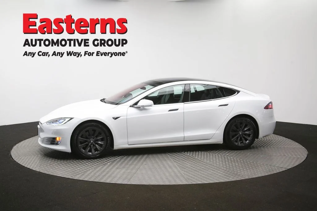 Used 2018 White Tesla 100D image 54