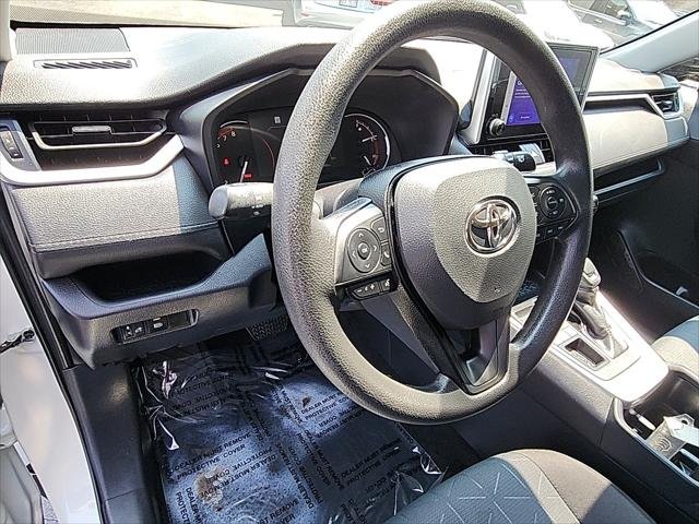 Certified Used 2025 ICE CAP Toyota  image 11