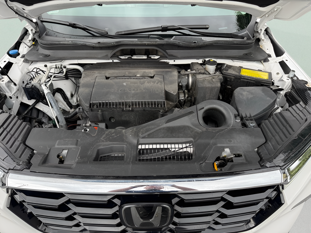 Used 2023 White Honda Touring image 42