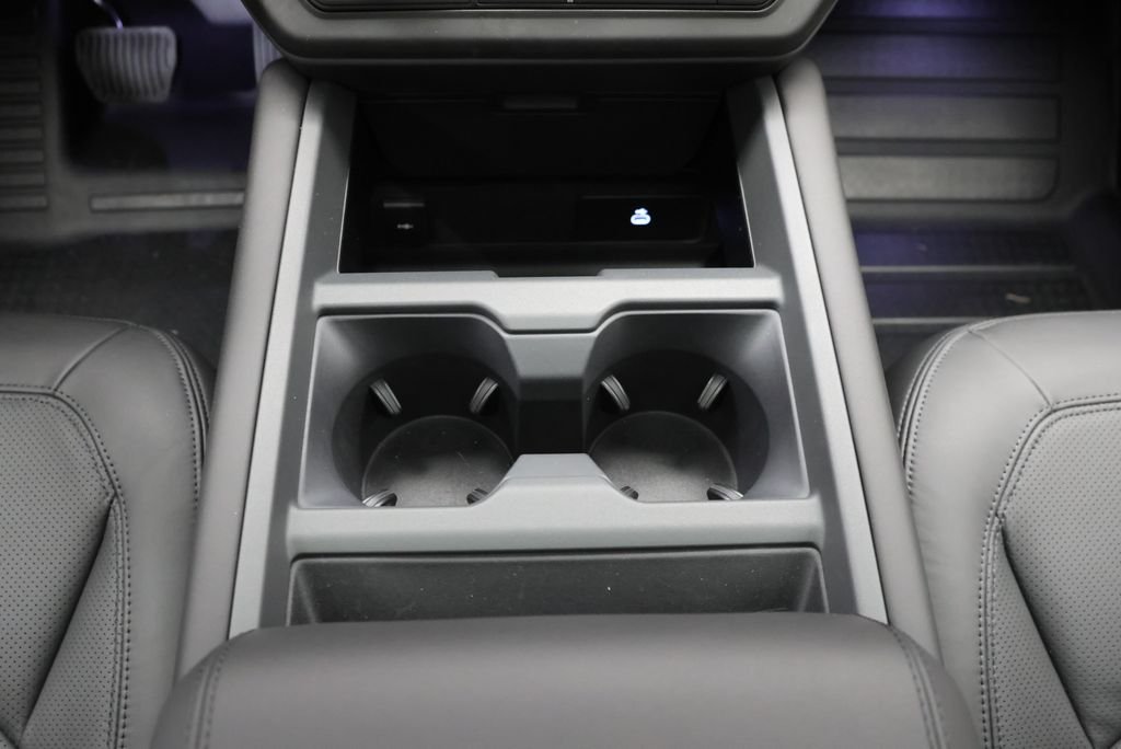 New 2026 Borasco Grey Land Rover S image 25