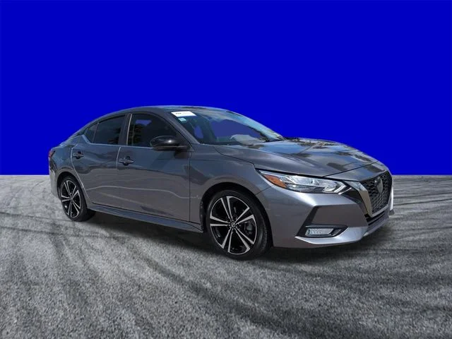 Certified Used 2023 Gun Metallic Nissan SR image 2