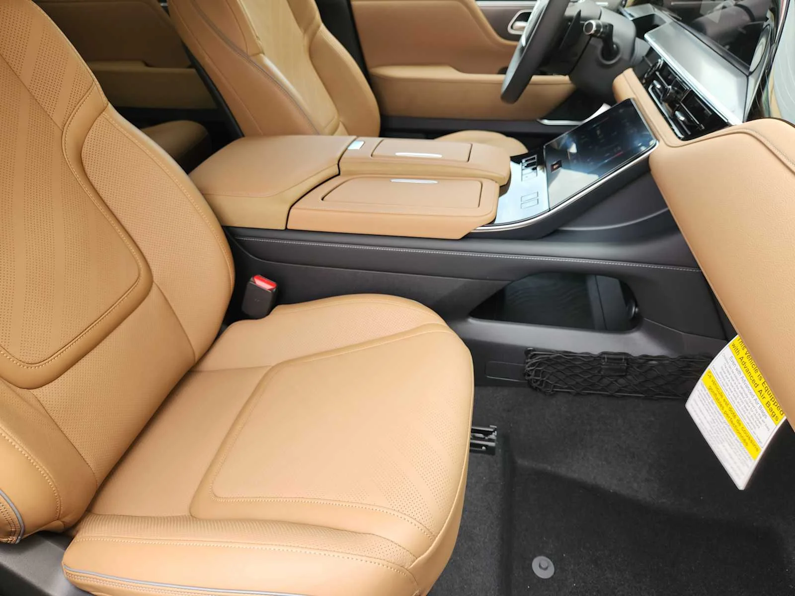 New 2026 BLACK OBSIDIAN INFINITI Luxe 2WD image 9