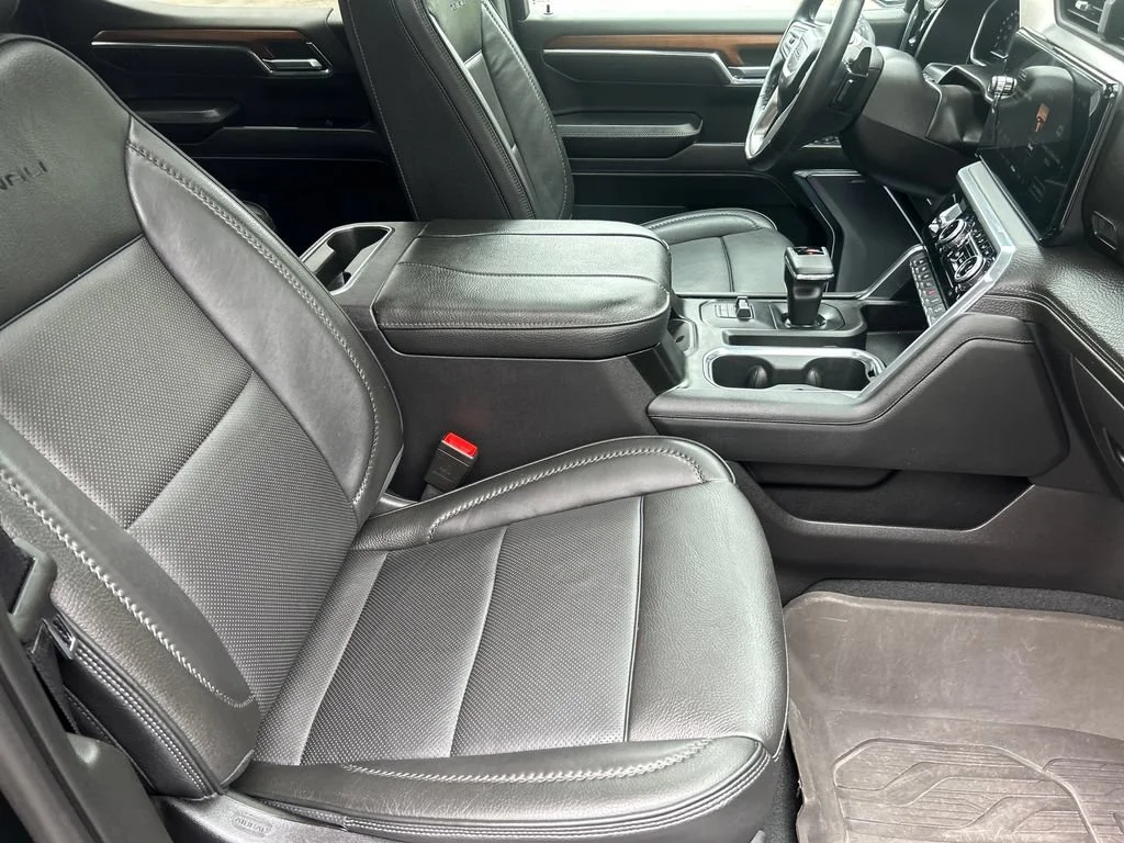 Certified Used 2023 ONYX BLACK GMC Denali image 15
