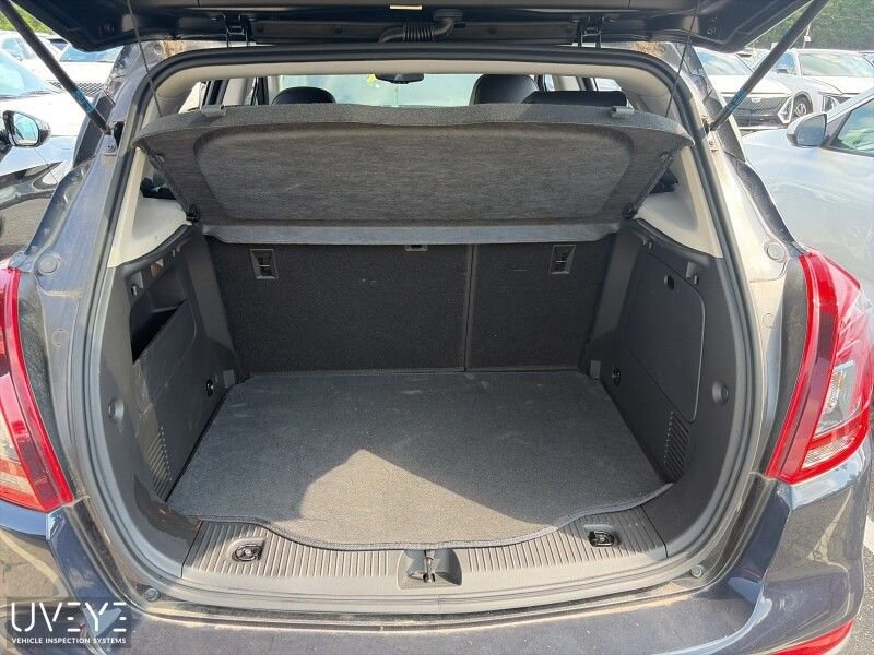 Used 2022 Blue Buick Preferred image 9