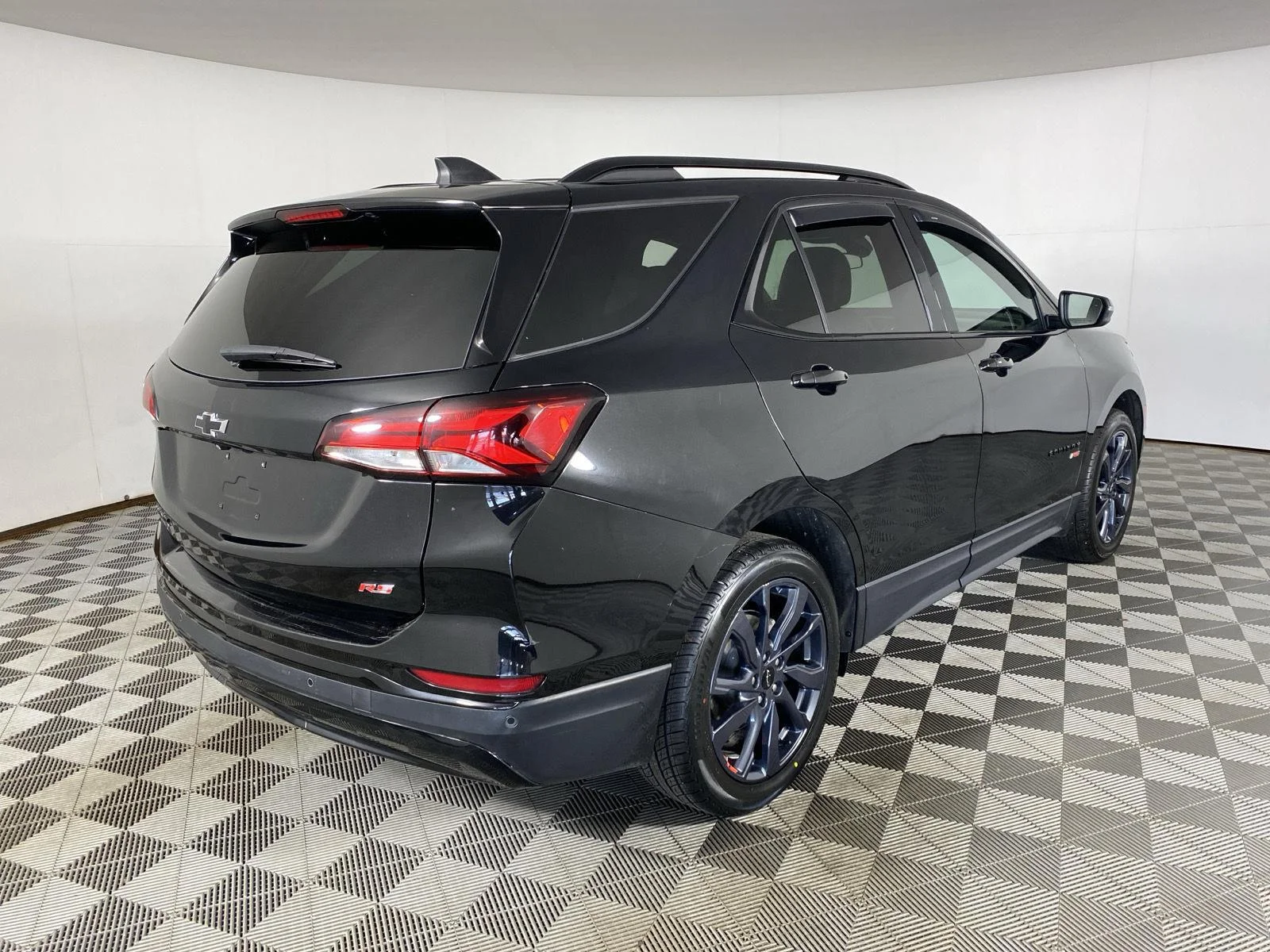 Used 2024 Mosaic Black Metallic Chevrolet RS image 10