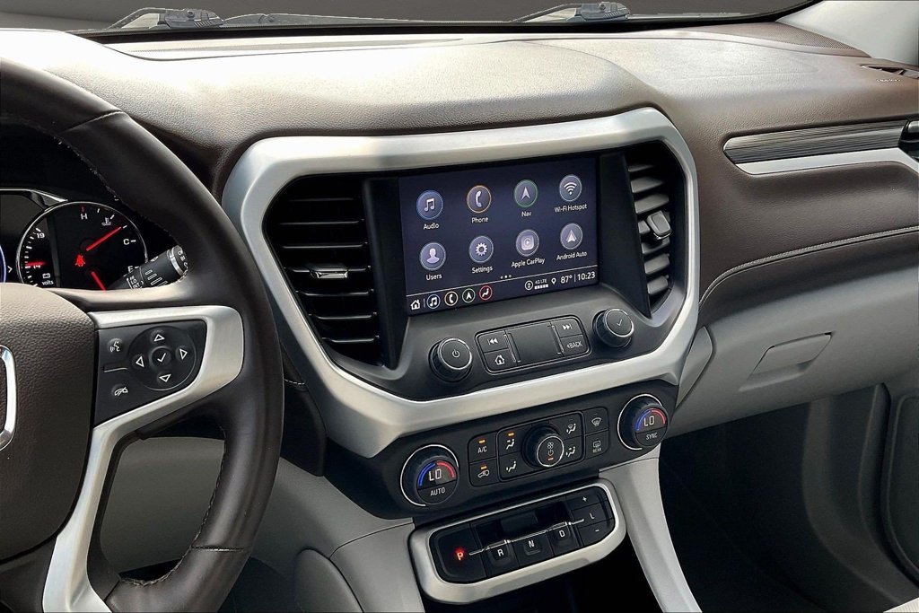 Used 2023 White GMC SLT image 11