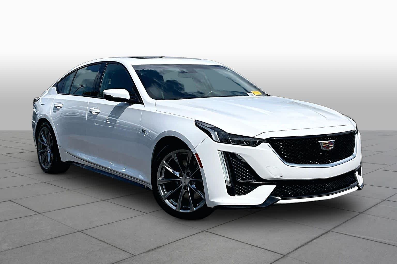 Used 2020 Summit White Cadillac Sport image 3