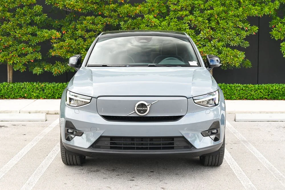 Used 2023 Volvo C40 Ultimate with VIN YV4ED3GM0P2026050 for sale in Miami, FL