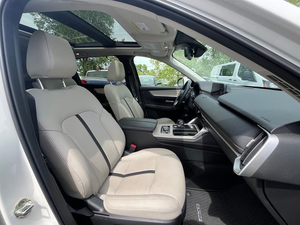 Used 2024 White Mazda 3.3 Turbo Premium image 12