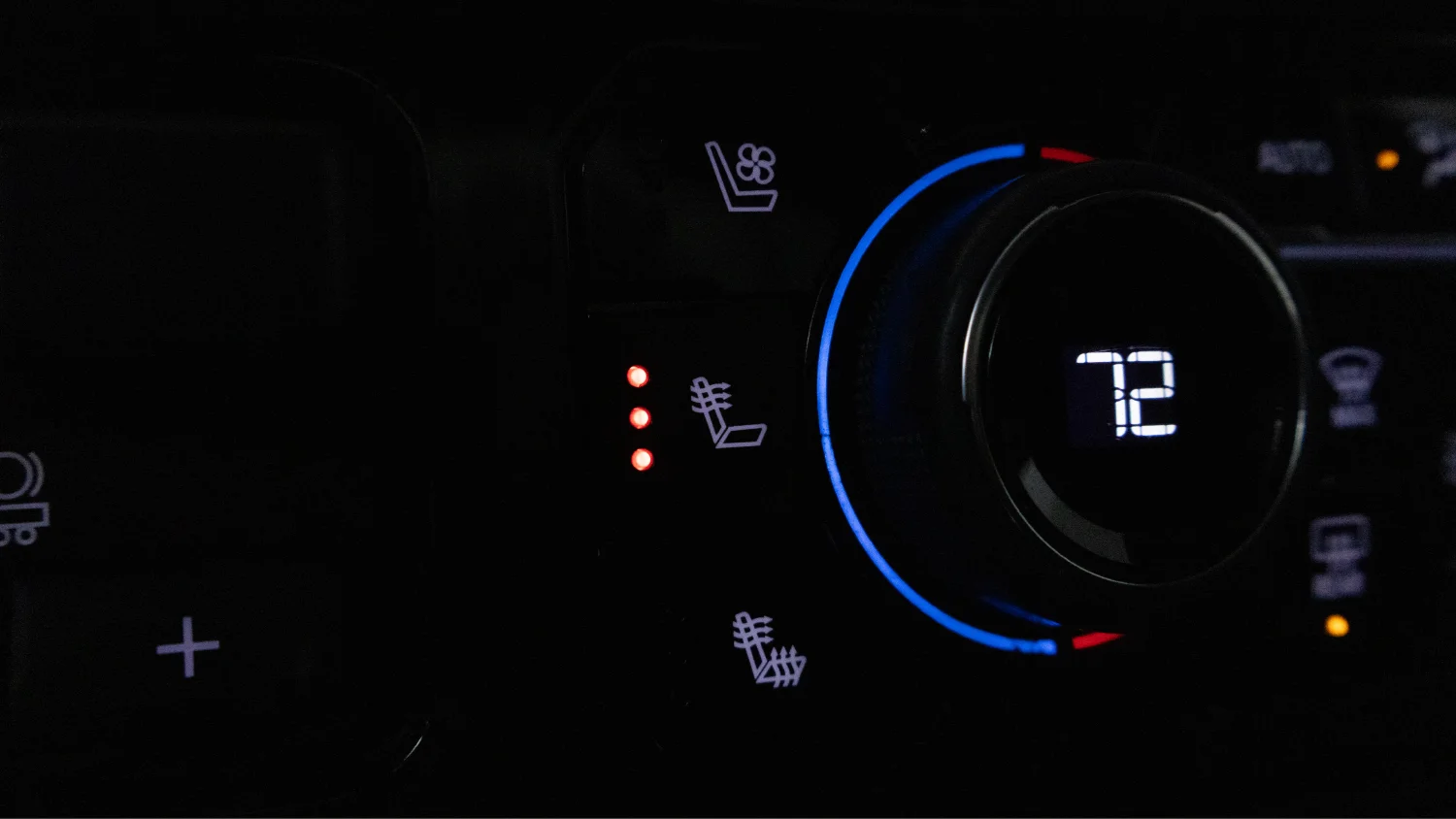Used 2024 Black Chevrolet High Country image 21