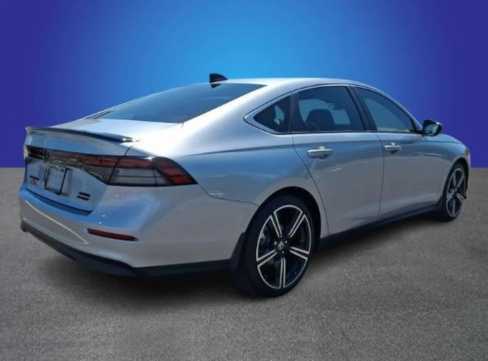 Certified Used 2025 Solar Silver Metallic Honda Sport image 6