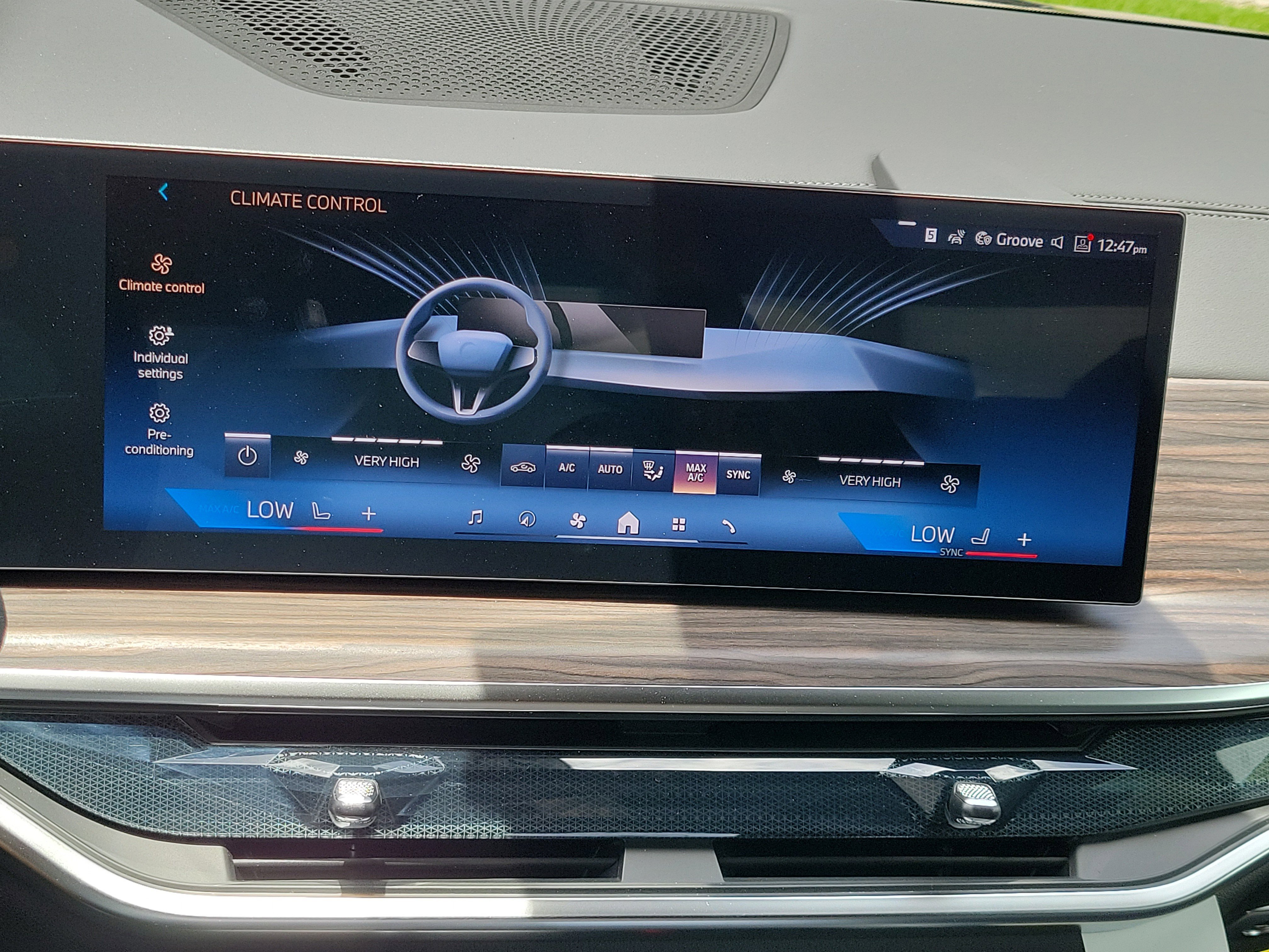 New 2026 Carbon Black Metallic BMW sDrive40i image 27