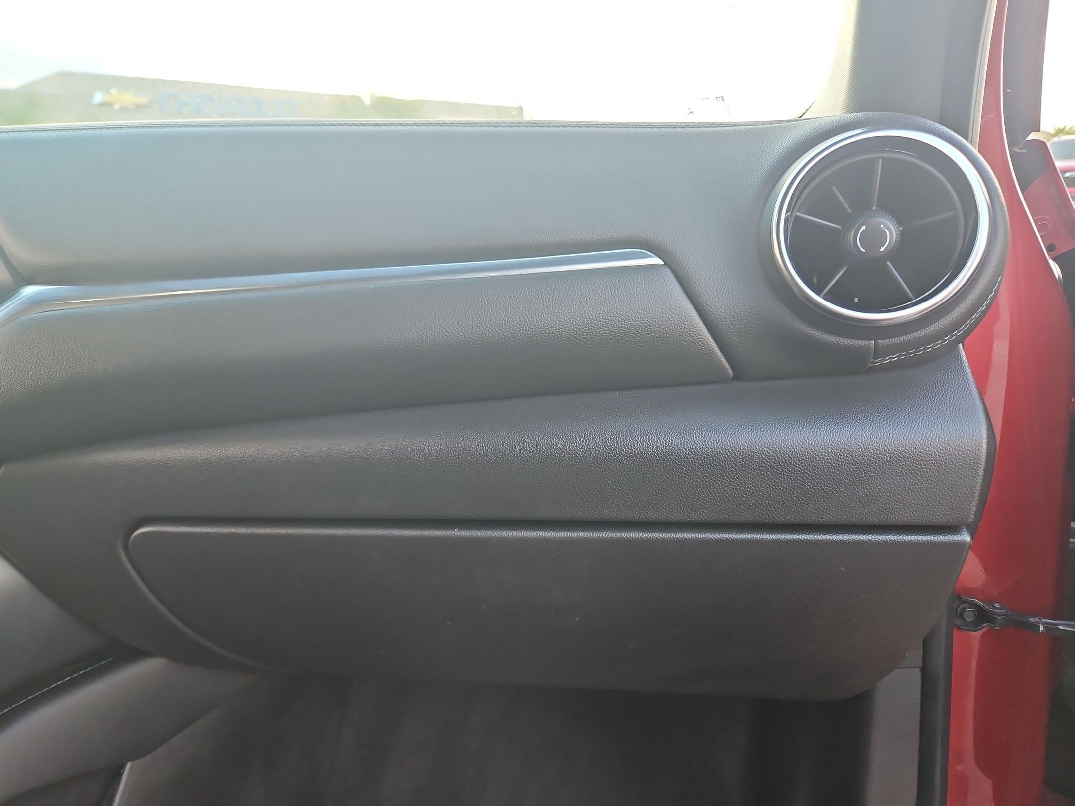 Used 2019 Cajun Red Tintcoat Chevrolet Base image 31