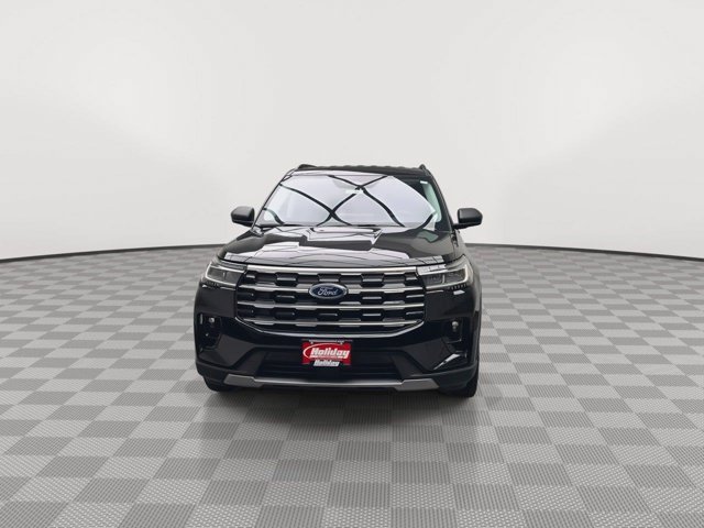 Used 2026 Agate Black Metallic Ford Active with 100A Pkg image 37