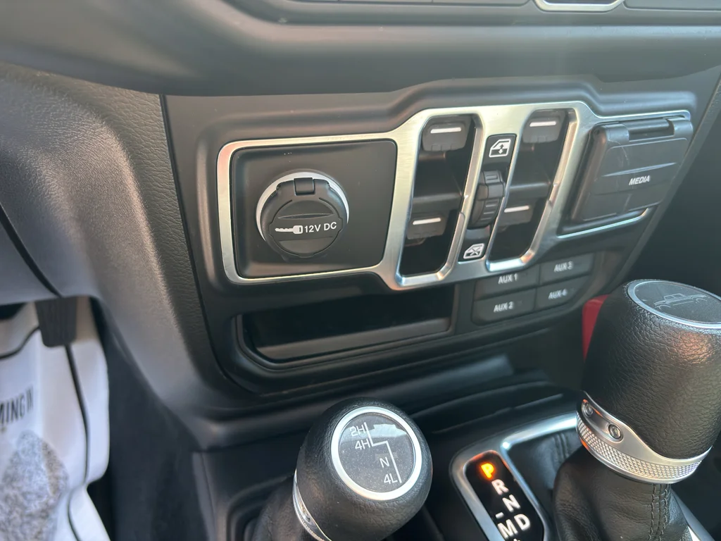 Used 2023 Bright White Clearcoat Jeep Sport S image 13