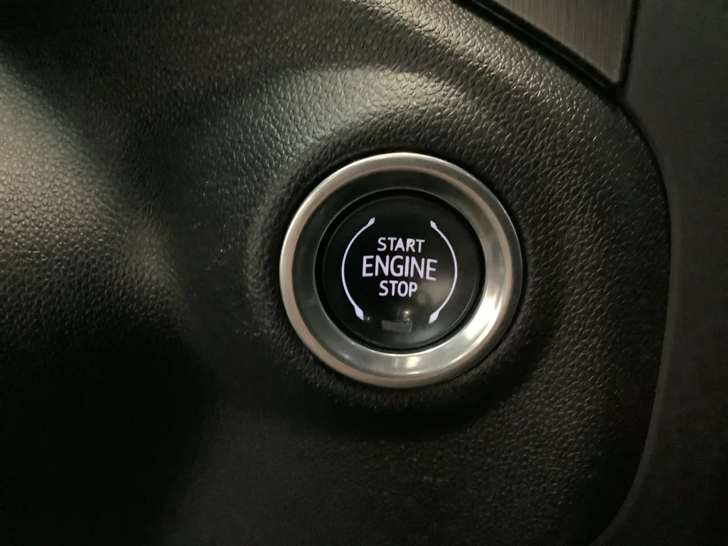 Used 2020 Satin Steel Metallic GMC AT4 image 17
