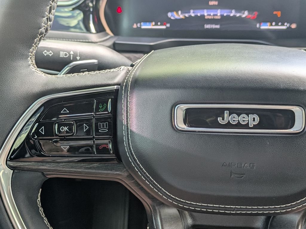 Used 2023 White Jeep Overland image 22