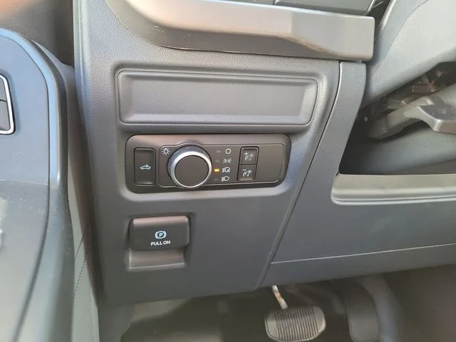 New 2026 Oxford White Ford XL image 30