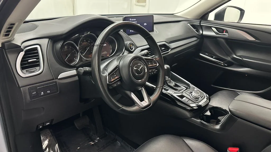 Used 2023 Silver Mazda Touring image 19