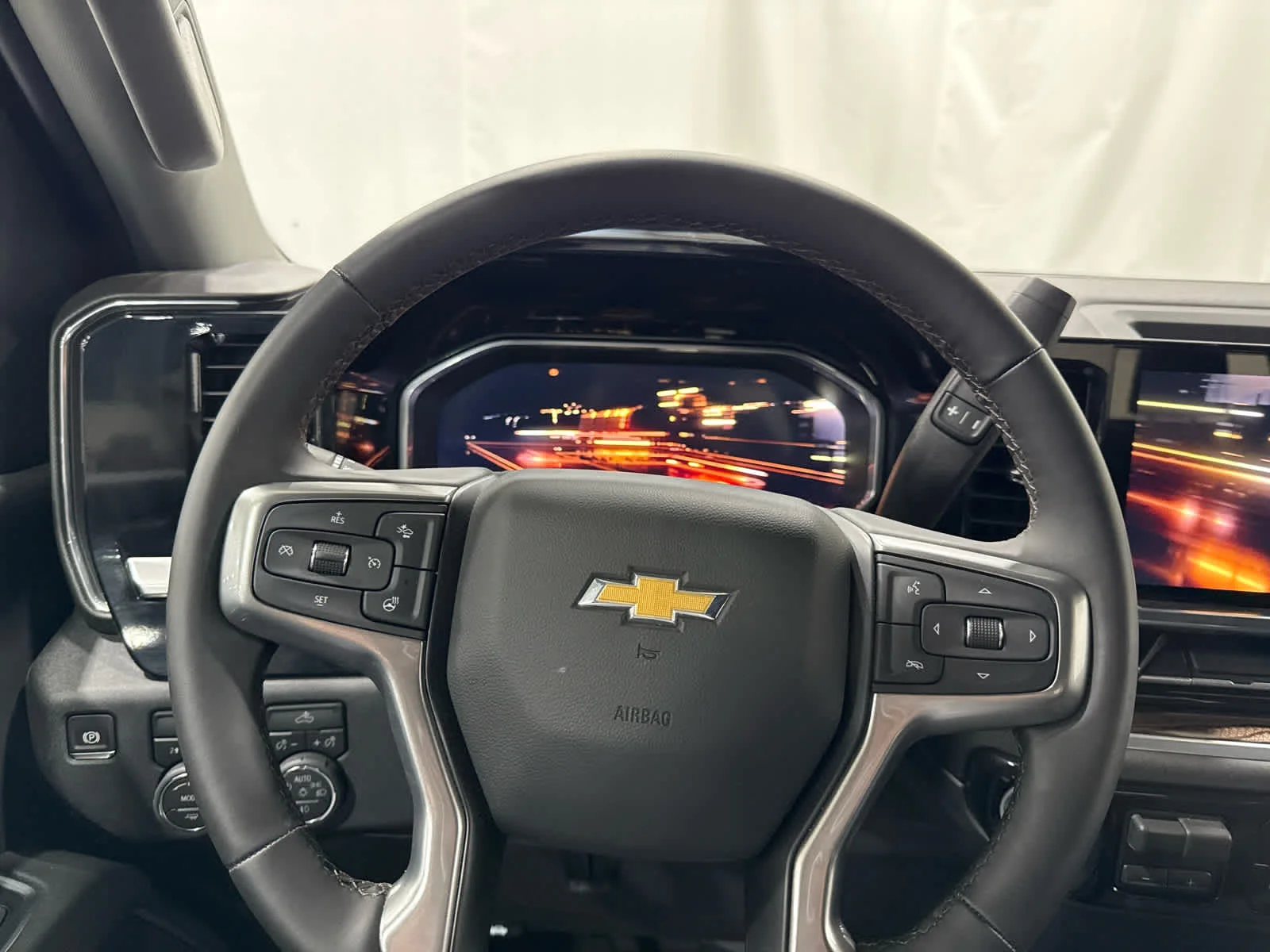 Used 2026 Lakeshore Blue Metallic Chevrolet LT image 18