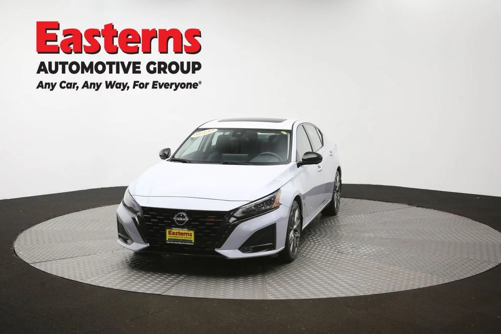 Used 2023 Gray Nissan 2.0 SR image 55