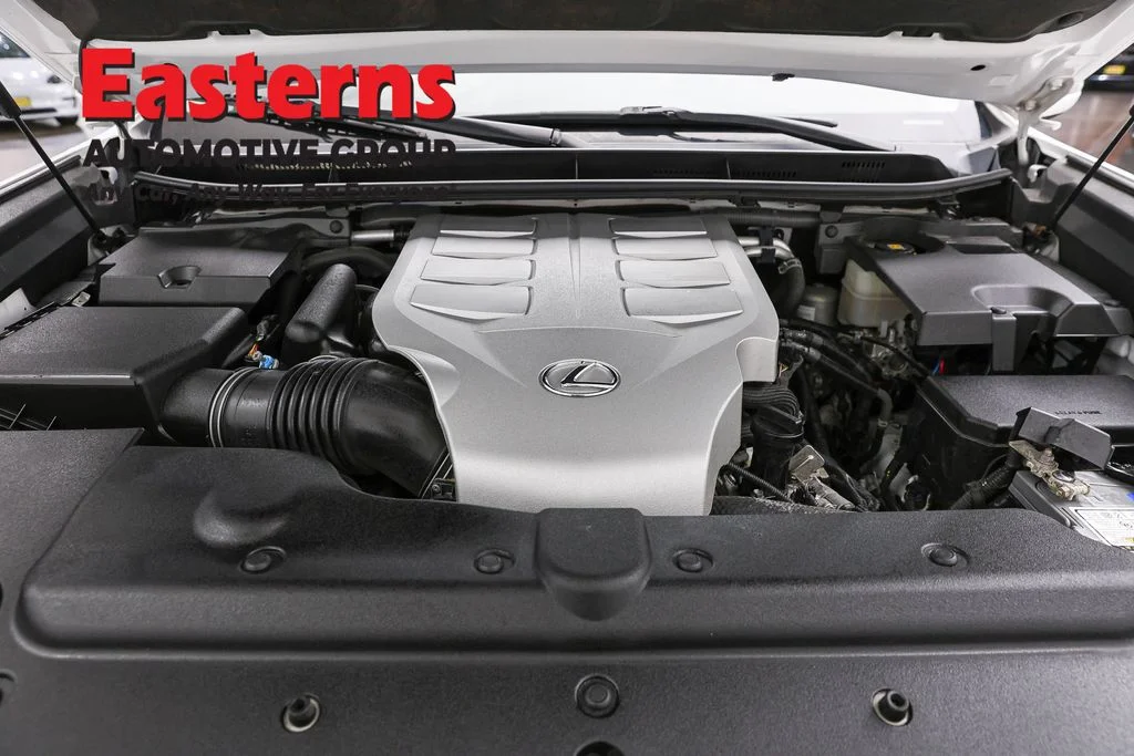 Used 2020 White Lexus 460 image 7