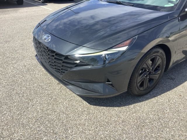 Used 2021 Gray Hyundai SEL image 30