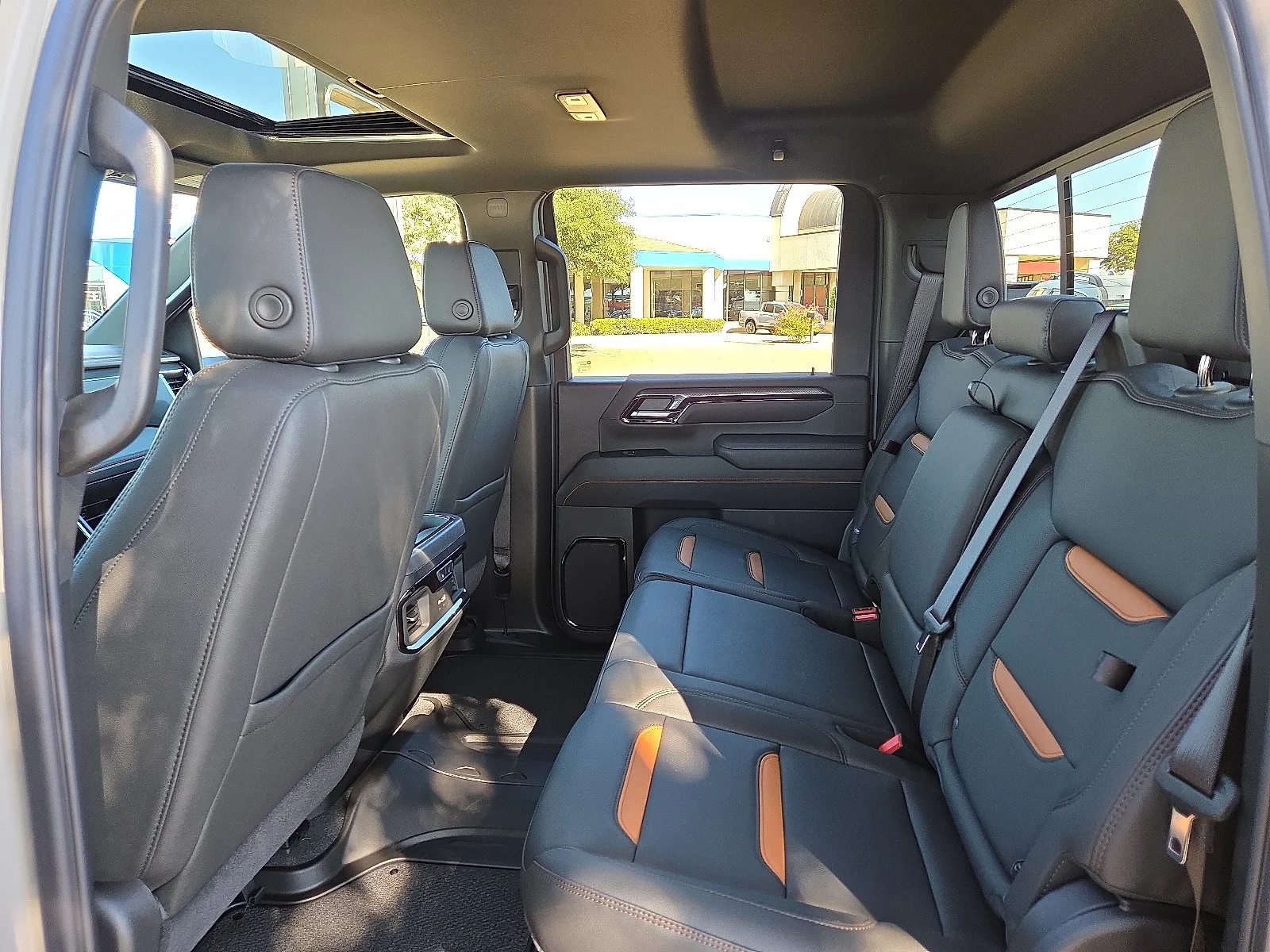 2026 GMC Sierra 2500HD AT4 - Photo 10