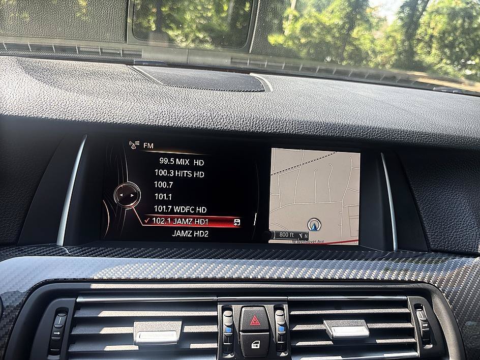 Used 2015 Black Sapphire Metallic BMW Base image 16