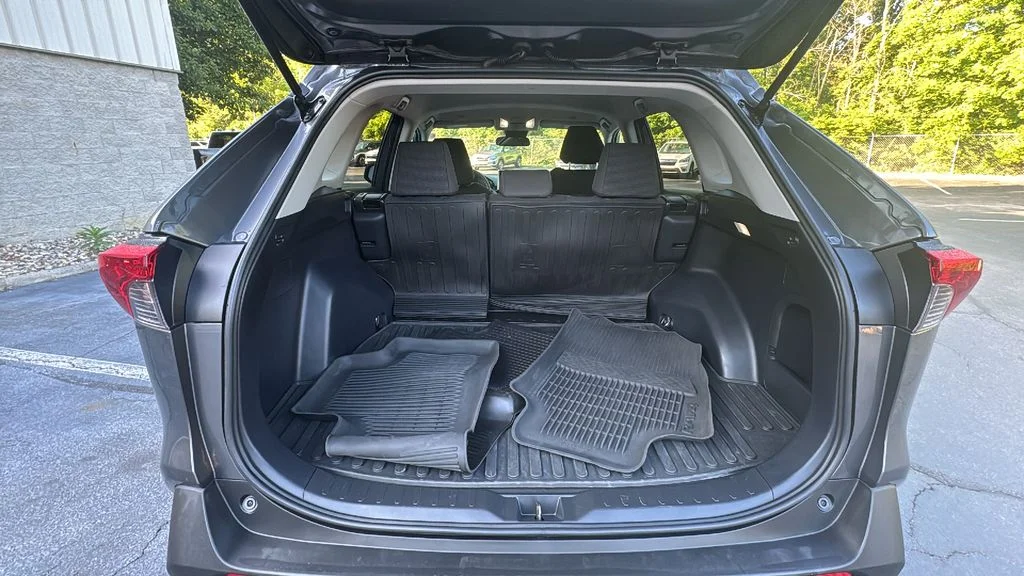 Used 2025 Gray Toyota LE image 28