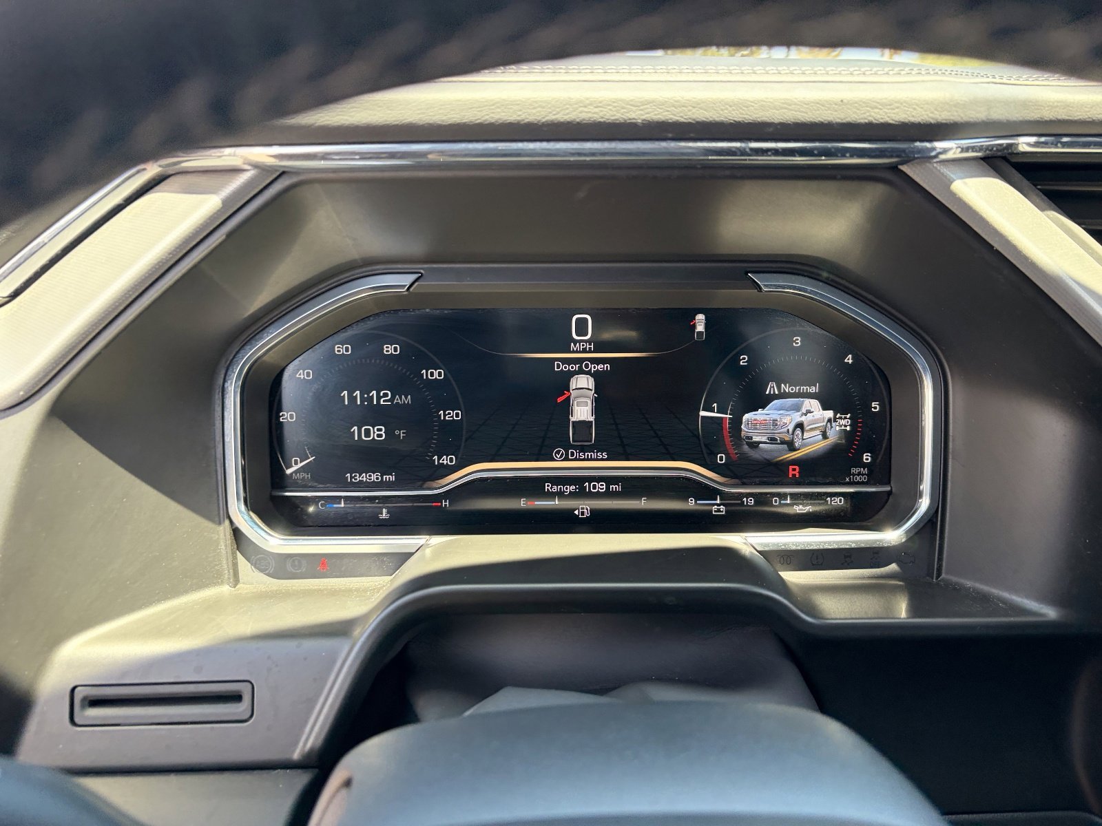 Used 2025 Sterling Metallic GMC Denali image 24