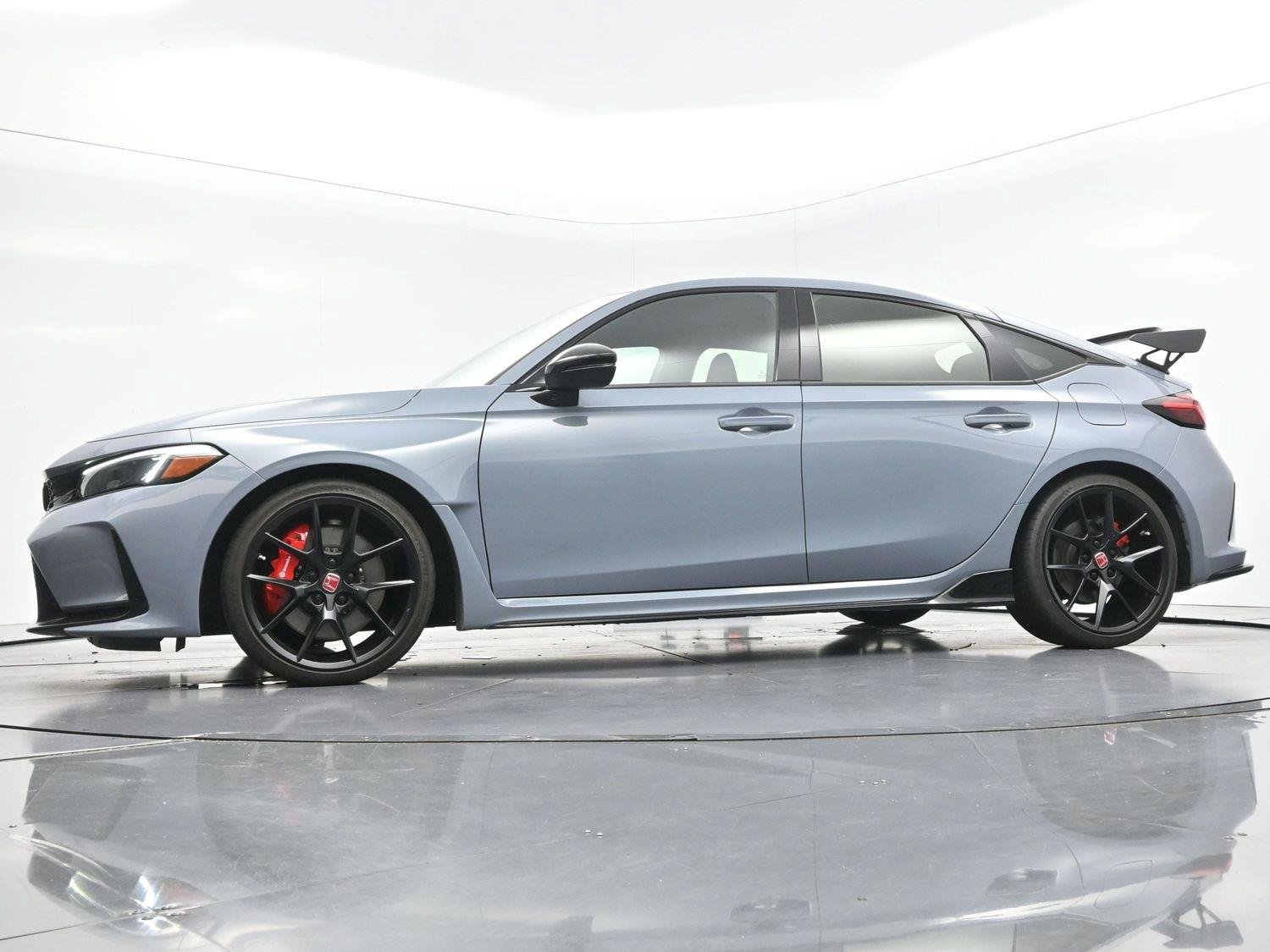 Used 2024 Sonic Gray Pearl Honda Type R image 44
